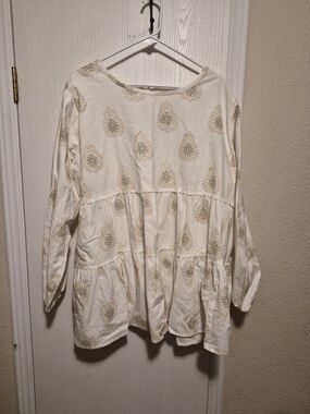 Trades Of Hope Women’s Cream Printed Peasant Top